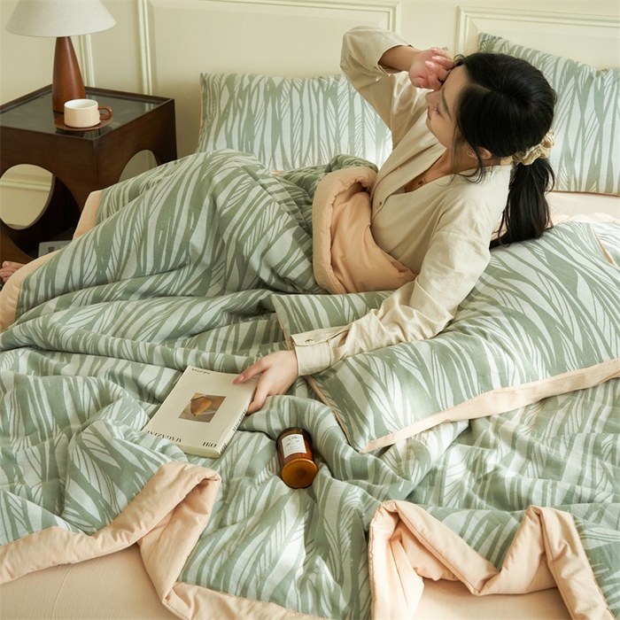 91家纺网 家纺一手货源 找家纺 金鹰 2025新款A类纯棉提花水洗棉全棉空调被大豆夏被四件套 条纹-緑咖