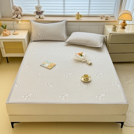 91家纺网 家纺一手货源 找家纺 （总）999家纺 2025新款冰块熊抗菌冰豆豆凉席三件套