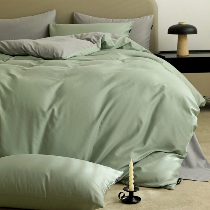 91家纺网 家纺一手货源 找家纺 2025年纯色双拼60支纯棉被套 抹茶绿+浅灰