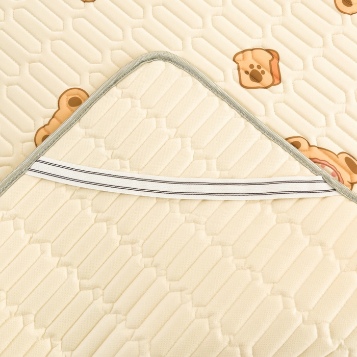 91家纺网 家纺一手货源 找家纺 川悦生活 2025新款小阪凉感丝印花凉席 奶芙熊