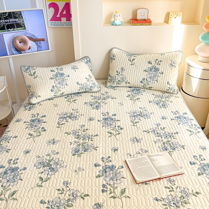 91家纺网 家纺一手货源 找家纺 川悦生活 2025新款小阪凉感丝印花凉席 青花月暮