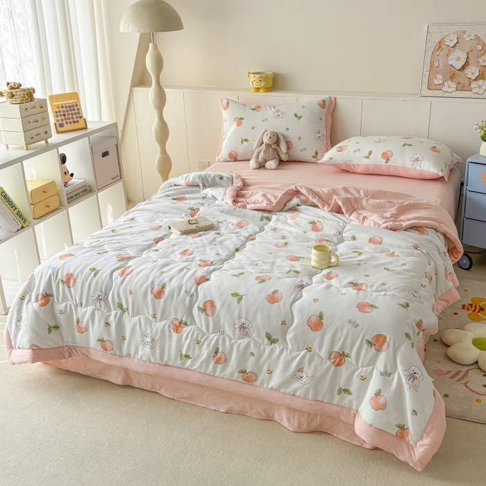 91家纺网 家纺一手货源 找家纺 梦舒羽2025新款小清新系列水洗棉夏被 苹果少女