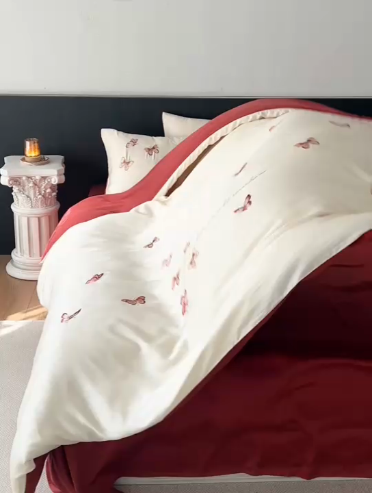 91家纺网 家纺一手货源 找家纺 安莱生活 2025兰精进口60S天丝绣花四件套（红色系列） 绮梦红蝶