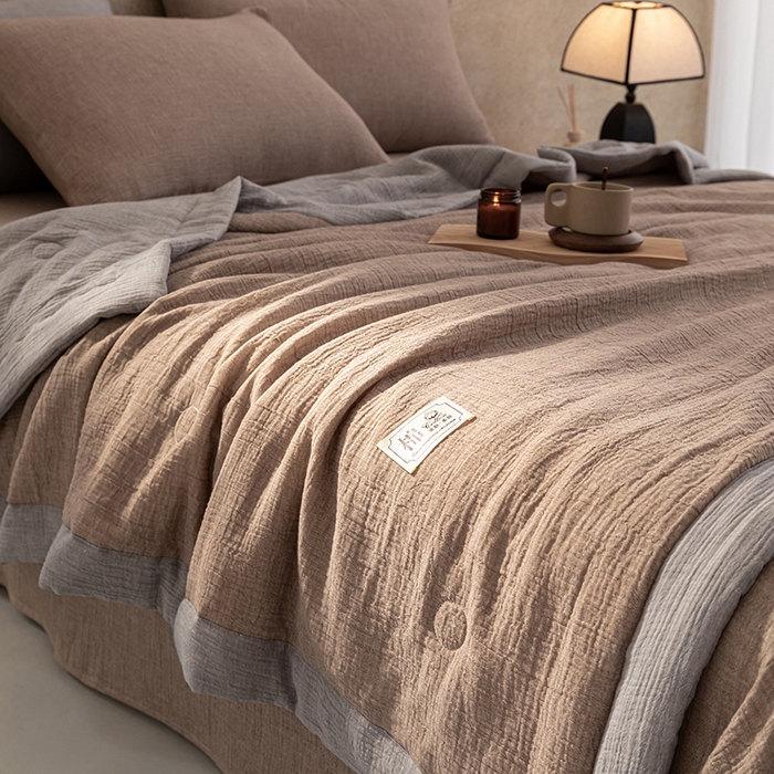91家纺网 家纺一手货源 找家纺 吾诺 2025 纯色全棉泡泡双层纱夏被大豆夏被子被芯夏被四件套夏凉被空调被 奶茶棕