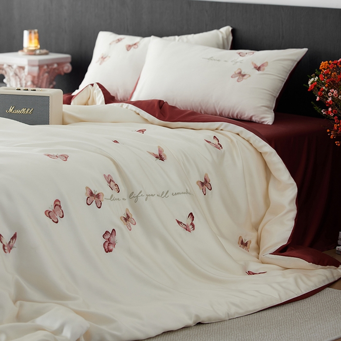 91家纺网 家纺一手货源 找家纺 安莱生活 2025兰精进口60S天丝绣花四件套（红色系列） 绮梦红蝶