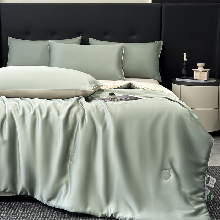 91家纺网 家纺一手货源 找家纺 金鹰 2025新款A类莱赛尔50天丝拼色空调被大豆夏被四件套 翡翠绿