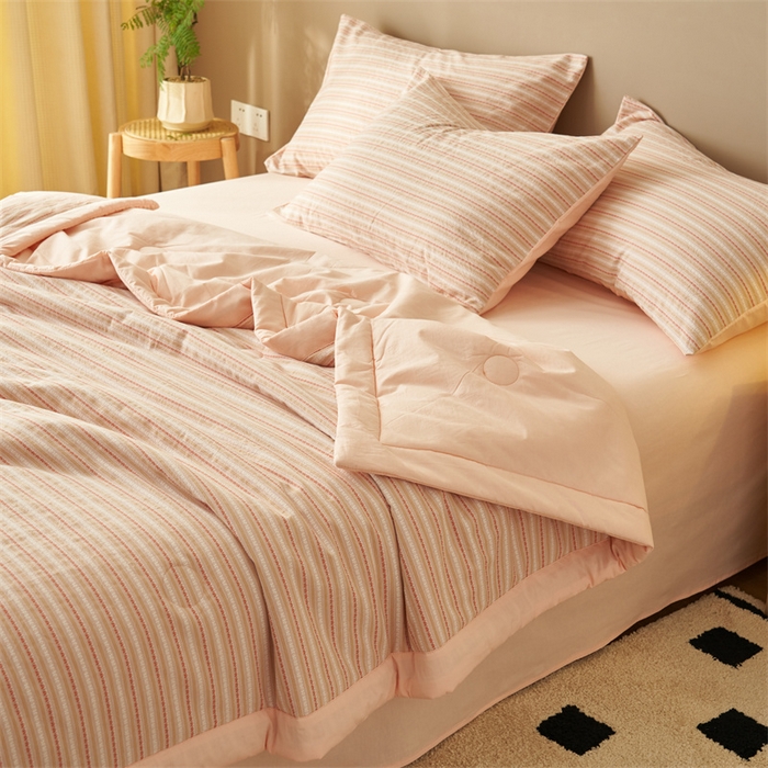 91家纺网 家纺一手货源 找家纺 金鹰 2025新款A类纯棉提花条纹水洗棉大豆全棉夏被空调被四件套 条纹-豆沙