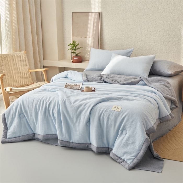 91家纺网 家纺一手货源 找家纺 金鹰2025新款A类纯棉皱皱纱大豆夏被四件套全棉夏凉被空调被 皱皱纱-天蓝