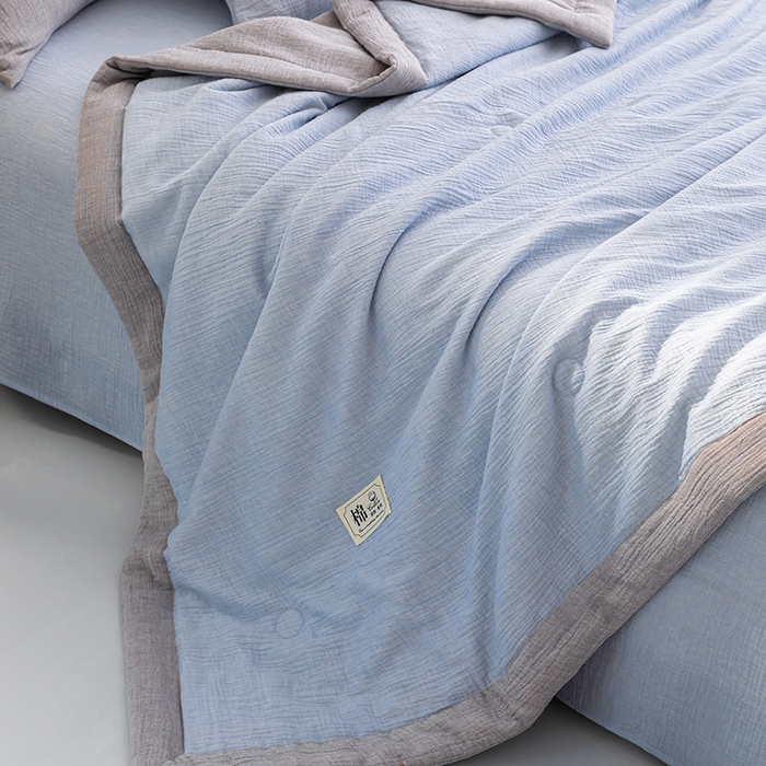 91家纺网 家纺一手货源 找家纺 吾诺 2025 纯色全棉泡泡双层纱夏被大豆夏被子被芯夏被四件套夏凉被空调被 烟灰兰