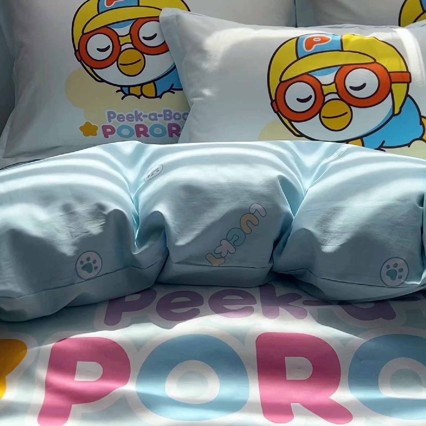 91家纺网 家纺一手货源 找家纺 浩诚 2025新款啵乐乐正版授权全棉纯棉四件套 开心伙伴