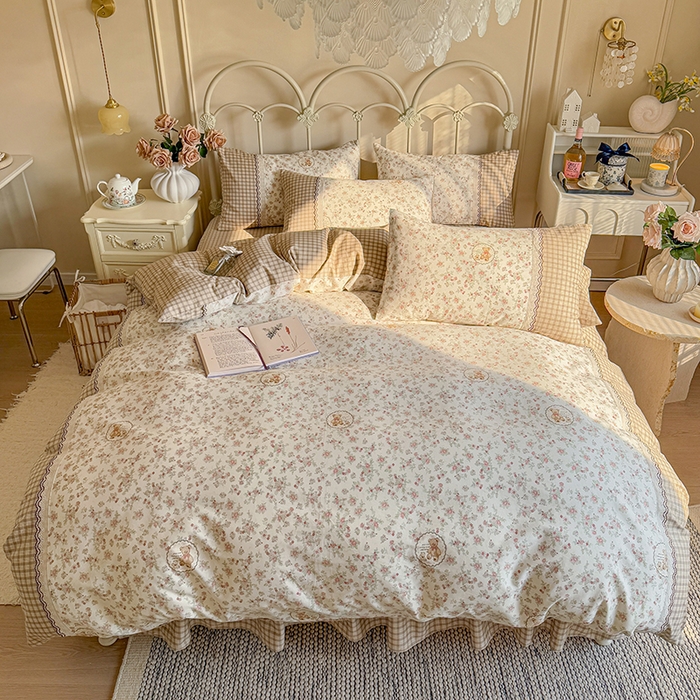 91家纺网 家纺一手货源 找家纺 安莱生活 2025 全棉小碎花刺绣花边款四件套 花香