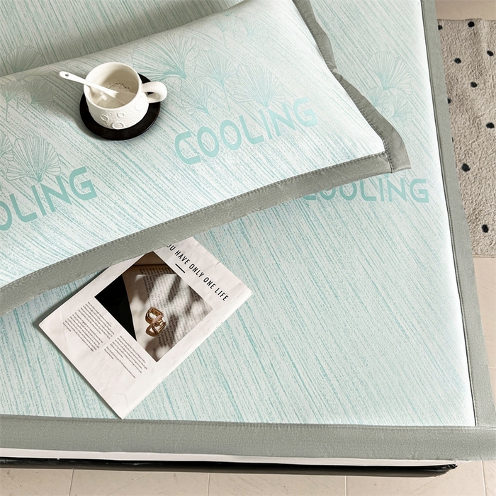 91家纺网 家纺一手货源 找家纺 雯豆2025中分子PE凉感冰丝凉席三件套平铺绑带款席子 银杏叶PE席-蓝