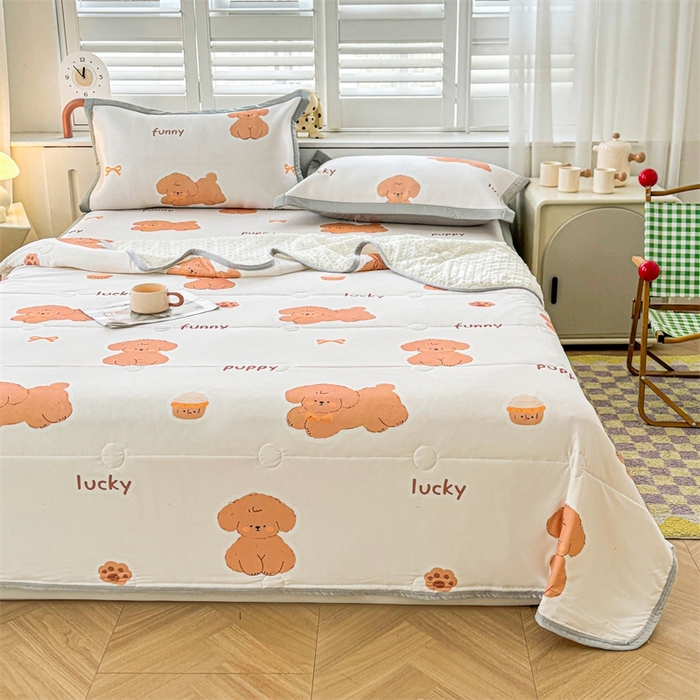 91家纺网 家纺一手货源 找家纺 雯豆2025夏季新品冰丝碳光凉席+凉感丝印花夏被四件套卡通小清新绑带席子四件套 冰丝夏被四件套-胖嘟嘟