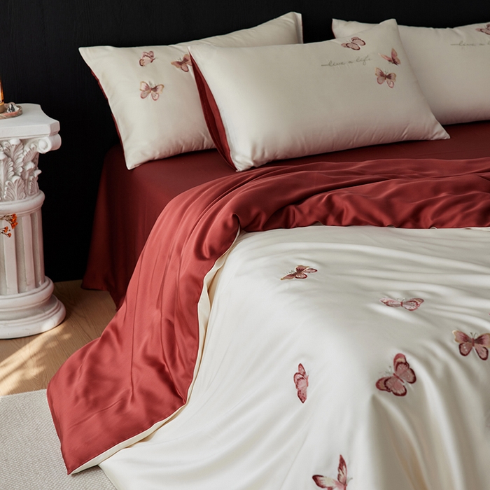 91家纺网 家纺一手货源 找家纺 安莱生活 2025兰精进口60S天丝绣花四件套（红色系列） 绮梦红蝶