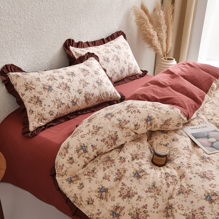 91家纺网 家纺一手货源 找家纺 2025新款A类纯棉双层纱皱皱纱花边四件套（复古风） 花漾-酒红色