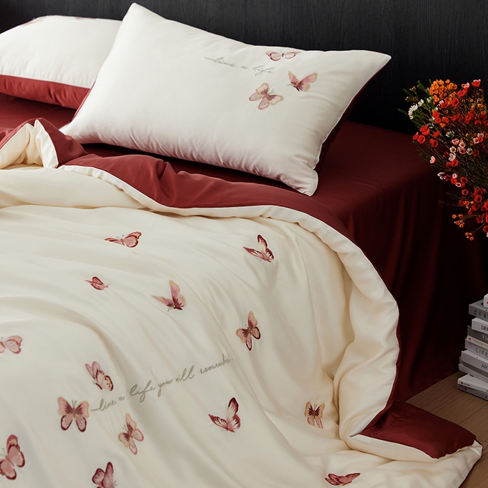 91家纺网 家纺一手货源 找家纺 安莱生活 2025兰精进口60S天丝绣花四件套（红色系列） 绮梦红蝶