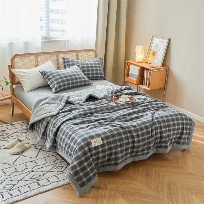 91家纺网 家纺一手货源 找家纺 2025新款A类纯棉水洗棉色织棉花夏被四件套全棉空调被夏凉被 优卡生活