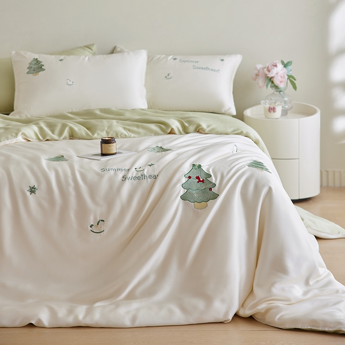 91家纺网 家纺一手货源 找家纺 安莱生活 2025兰精进口60S天丝绣花四件套 夏夜梦幻