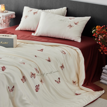 安莱生活 2025兰精进口60S天丝绣花四件套（红色系列） 绮梦红蝶