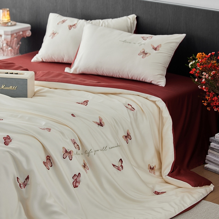 91家纺网 家纺一手货源 找家纺 安莱生活 2025兰精进口60S天丝绣花四件套（红色系列） 绮梦红蝶