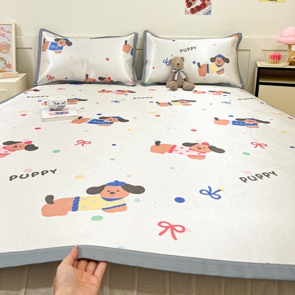 91家纺网 家纺一手货源 找家纺 莱米家纺 2025新款小清新数码冰藤系列软席 皮皮狗