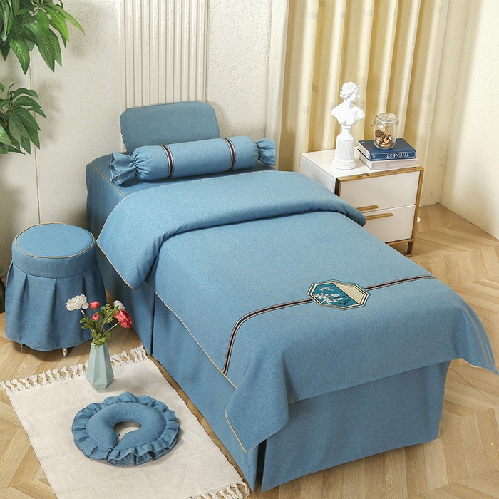 91家纺网 家纺一手货源 找家纺 （总）芙怡 2025春夏新款8023款棉麻绒贴花美 容床罩-花漾系列