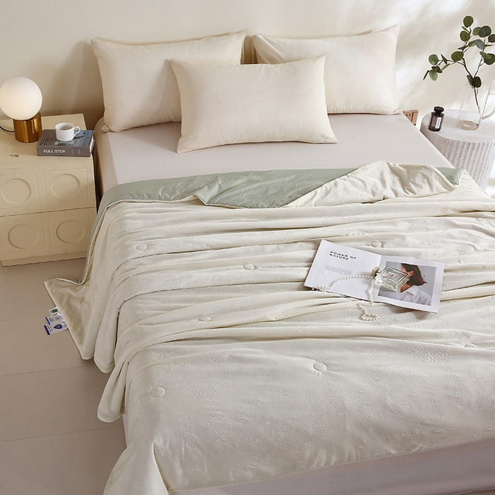 91家纺网 家纺一手货源 找家纺 品乐家纺 2025新款凉感A类可水洗抗菌冰冰被夏被夏凉被空调被被子被芯 冰冰被米纹+绿