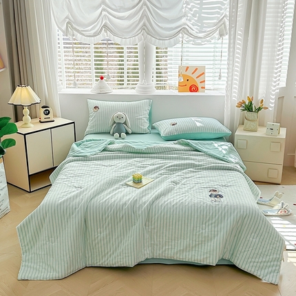 大境2025新款专版纯棉色织水洗棉刺绣全棉夏被四件套夏凉被 篮球小熊-条纹绿