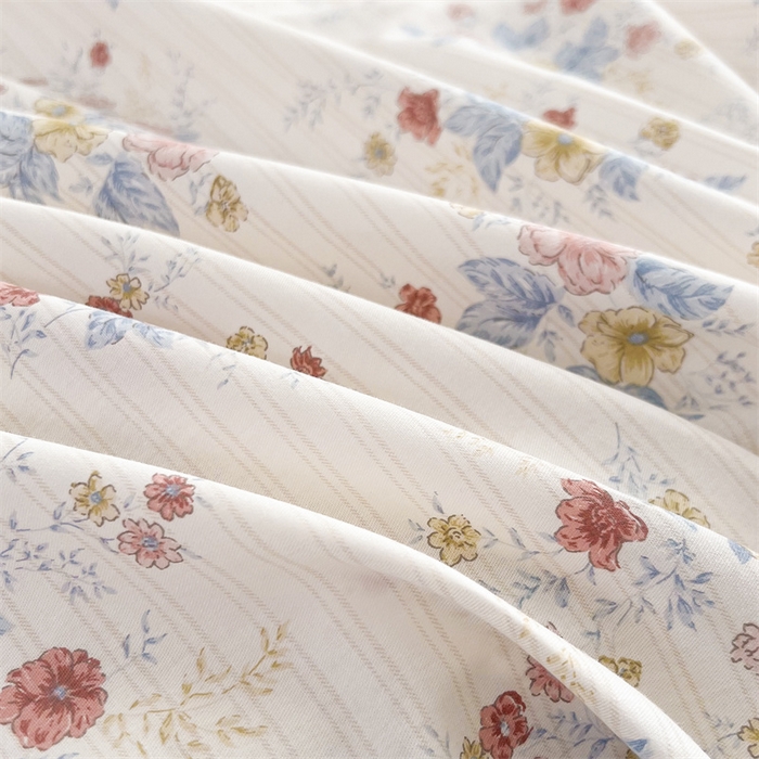 91家纺网 家纺一手货源 找家纺 十个点 2025新款全棉纯棉蕾丝花边床裙四件套 淡雅如梦