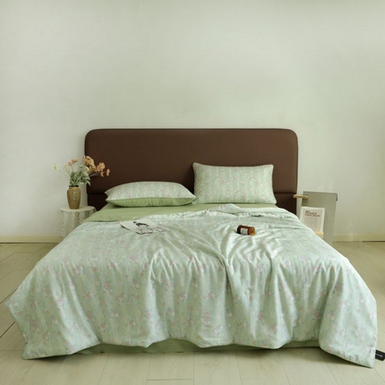 91家纺网 家纺一手货源 找家纺 朵美 2025新款50支天丝印花夏被+夏被四件套 绿绮