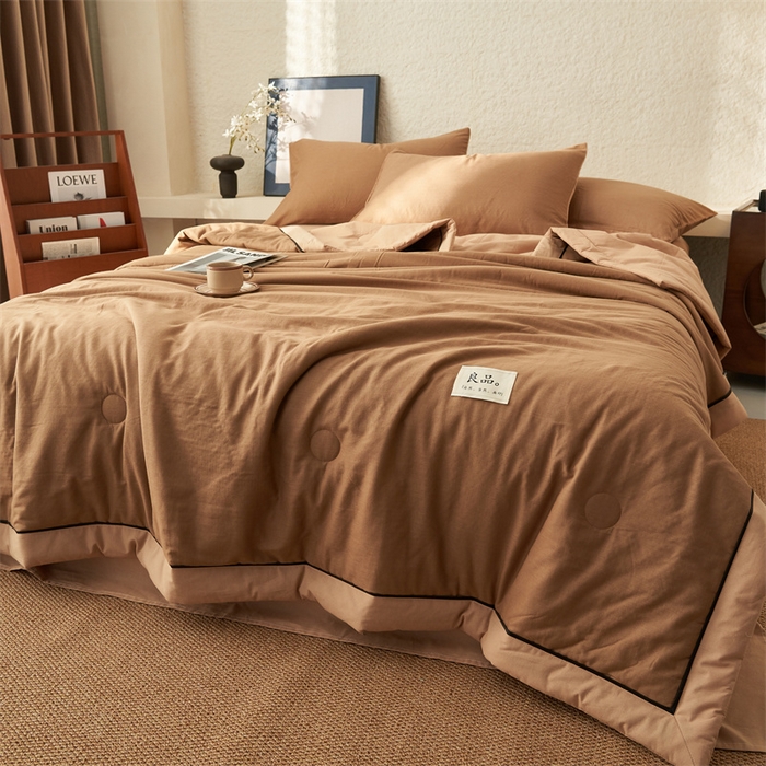 91家纺网 家纺一手货源 找家纺 2025新款新款A类纯棉双层纱大豆夏被四件套全棉空调被 咖啡色