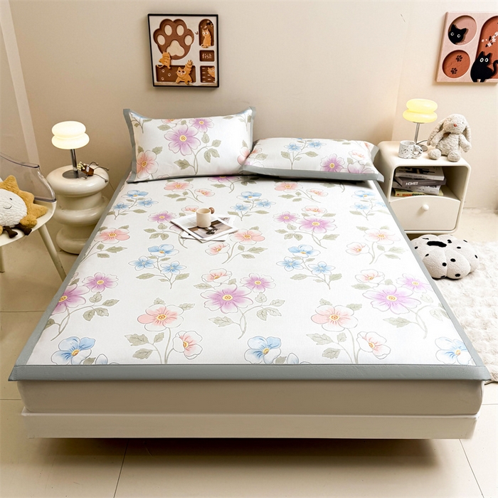 91家纺网 家纺一手货源 找家纺 雯豆2025夏季新品冰藤印花凉席三件套平铺绑带款冰丝凉席三件套 冰藤席-绑带款-出水芙蓉