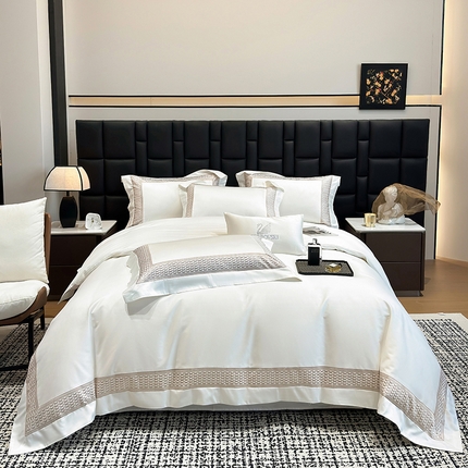 91家纺网 家纺一手货源 找家纺 （总）家居1号家纺 2025新款长绒棉边条刺绣四件套威尼斯系列