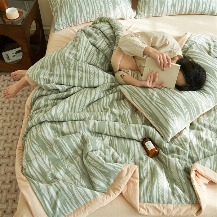 91家纺网 家纺一手货源 找家纺 金鹰 2025新款A类纯棉提花水洗棉全棉空调被大豆夏被四件套 条纹-緑咖
