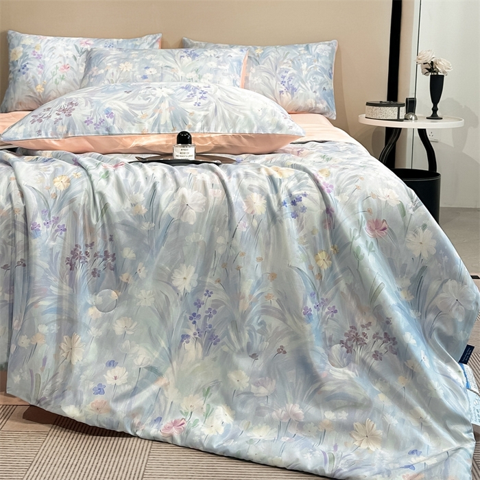 91家纺网 家纺一手货源 找家纺 笙意家纺  2025新款水洗真丝数码印花暗盒款夏被 兰娜