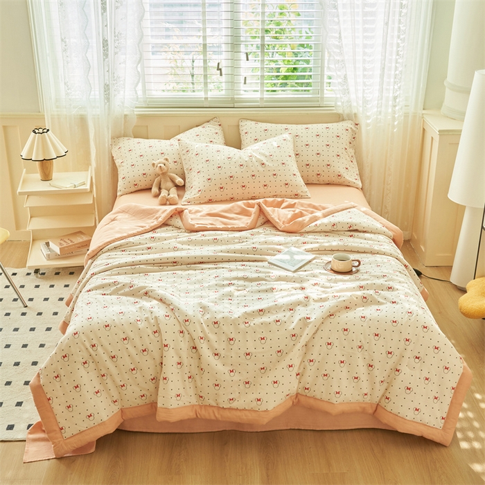 91家纺网 家纺一手货源 找家纺 金鹰 2025新款A类纯棉双层纱大豆夏被四件套全棉夏凉被空调被 爱心熊