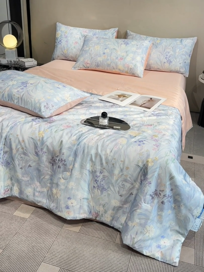 91家纺网 家纺一手货源 找家纺 笙意家纺  2025新款水洗真丝数码印花暗盒款夏被 兰娜