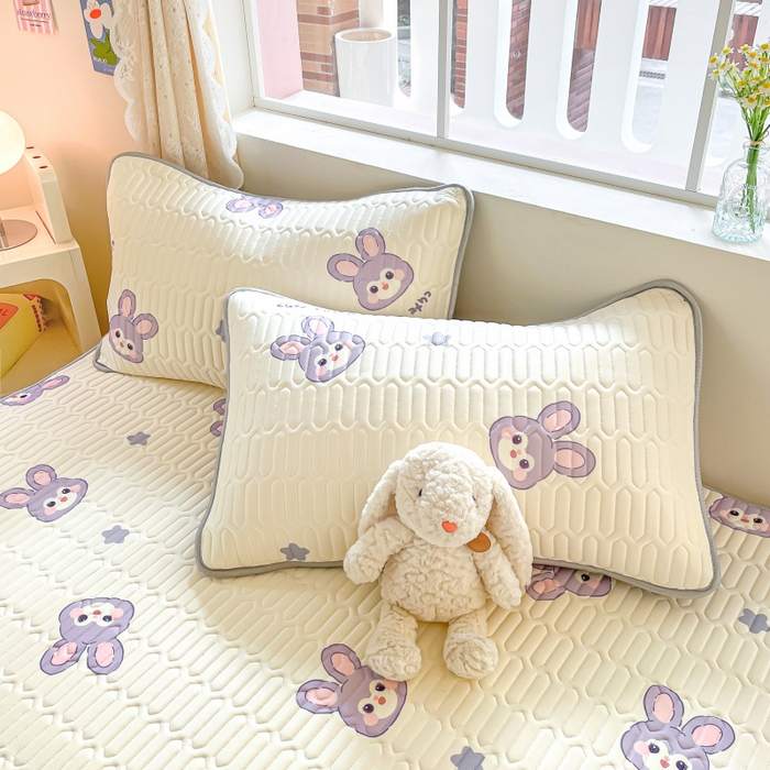 91家纺网 家纺一手货源 找家纺 川悦生活 2025新款小阪凉感丝印花凉席 紫星兔