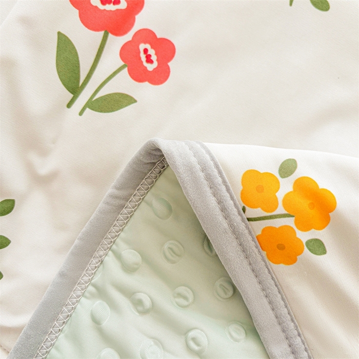 91家纺网 家纺一手货源 找家纺 雯豆2025夏季新品冰丝碳光凉席+凉感丝印花夏被四件套卡通小清新绑带席子四件套 冰丝夏被四件套-花丛小兔