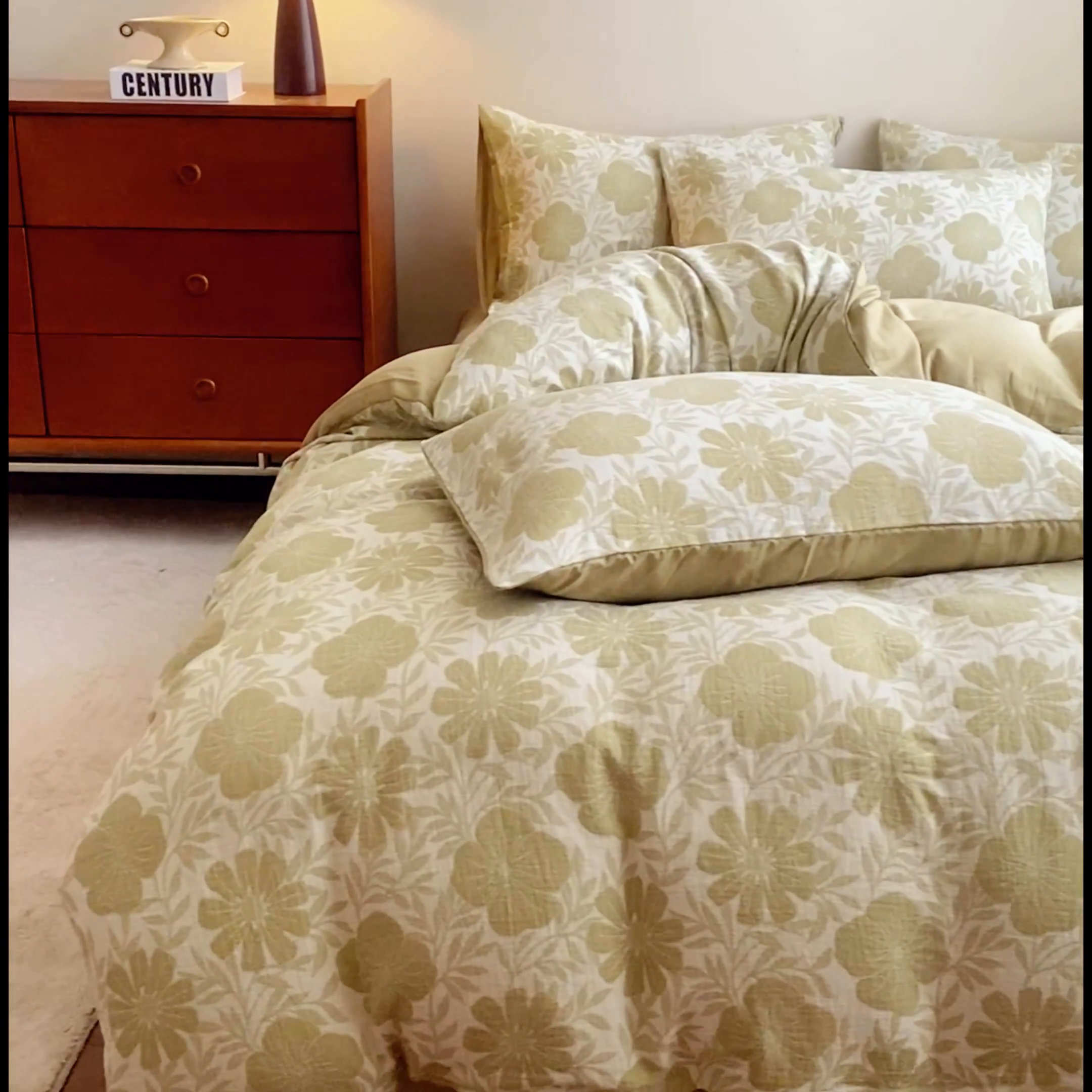 91家纺网 家纺一手货源 找家纺 2025新款A类全棉三层纱四件套 春风得意