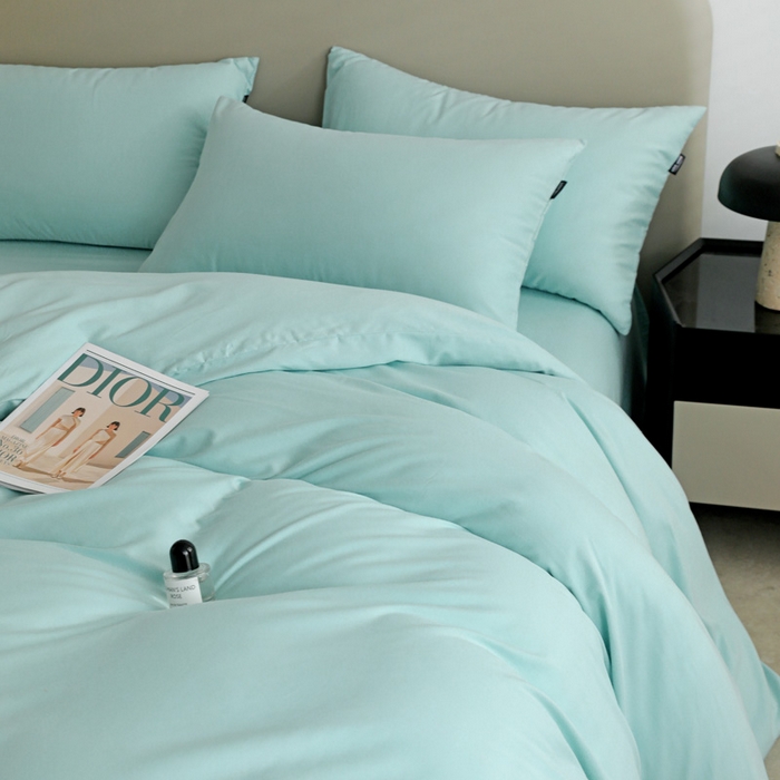 91家纺网 家纺一手货源 找家纺 2025年纯色双拼60支纯棉被套 婴儿蓝