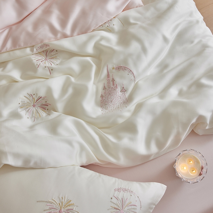 91家纺网 家纺一手货源 找家纺 安莱生活 2025兰精进口60S天丝绣花四件套 烂漫花火-粉