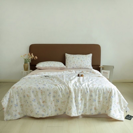 91家纺网 家纺一手货源 找家纺 朵美 2025新款50支天丝印花夏被+夏被四件套 茗烟