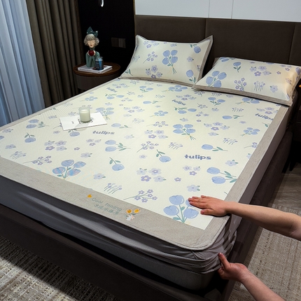 91家纺网 家纺一手货源 找家纺 （总）摩妮卡 2025新款数码印花凉席冰藤席床笠款三件套