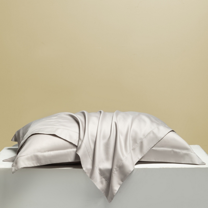 91家纺网 家纺一手货源 找家纺 涵宸家纺  2025新款天丝-天丝棉-纯色单枕套-场景2 枕套-太空灰