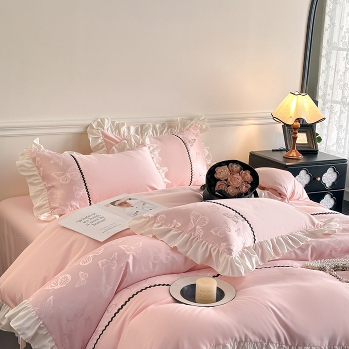 91家纺网 家纺一手货源 找家纺 米彩家纺 2025新款A类水洗真丝亮光浮雕花边四件套 粉玉