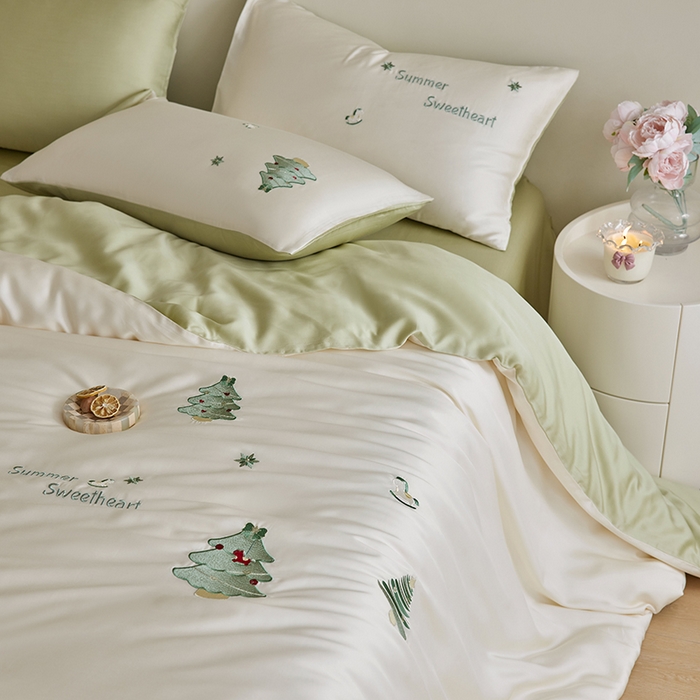 91家纺网 家纺一手货源 找家纺 安莱生活 2025兰精进口60S天丝绣花四件套 夏夜梦幻