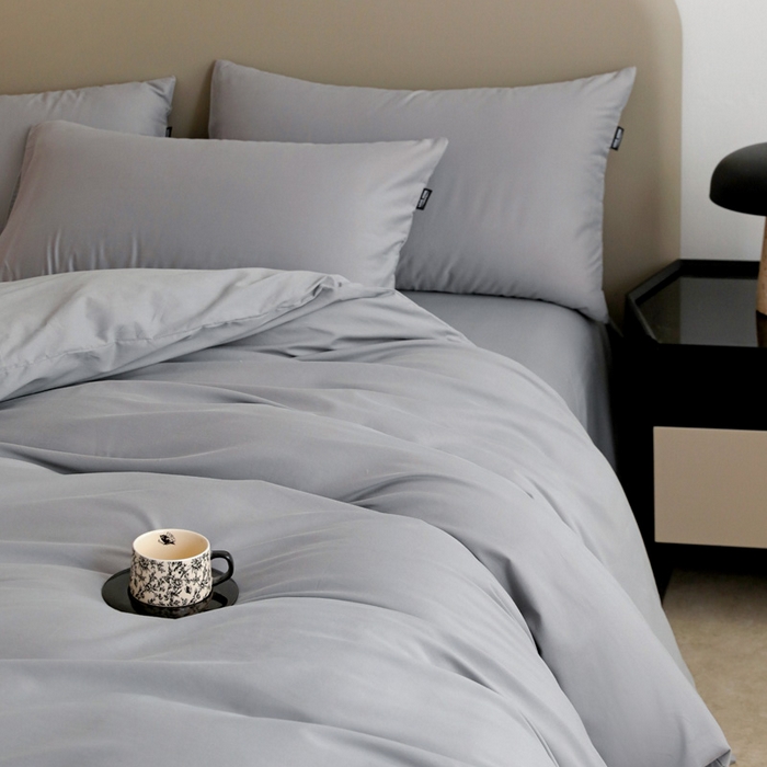 91家纺网 家纺一手货源 找家纺 2025年纯色双拼60支纯棉被套 浅灰