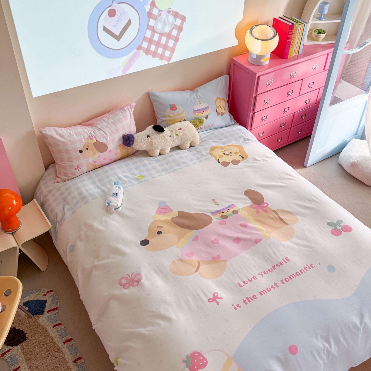 91家纺网 家纺一手货源 找家纺 美乐迪家纺 2025新款大版全棉四件套 蛋糕腊肠狗