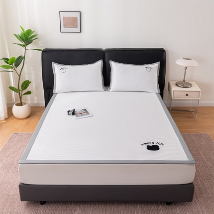 91家纺网 家纺一手货源 找家纺 （总）春晓 2025新款高分子PE凉感软席八宝熊系列